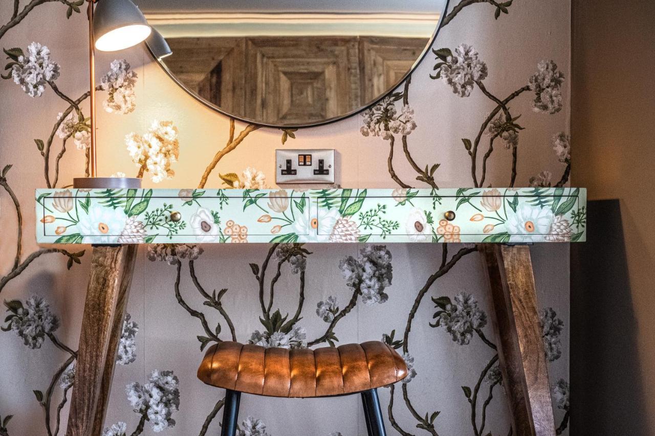 The Cricketers Clavering 외부 사진