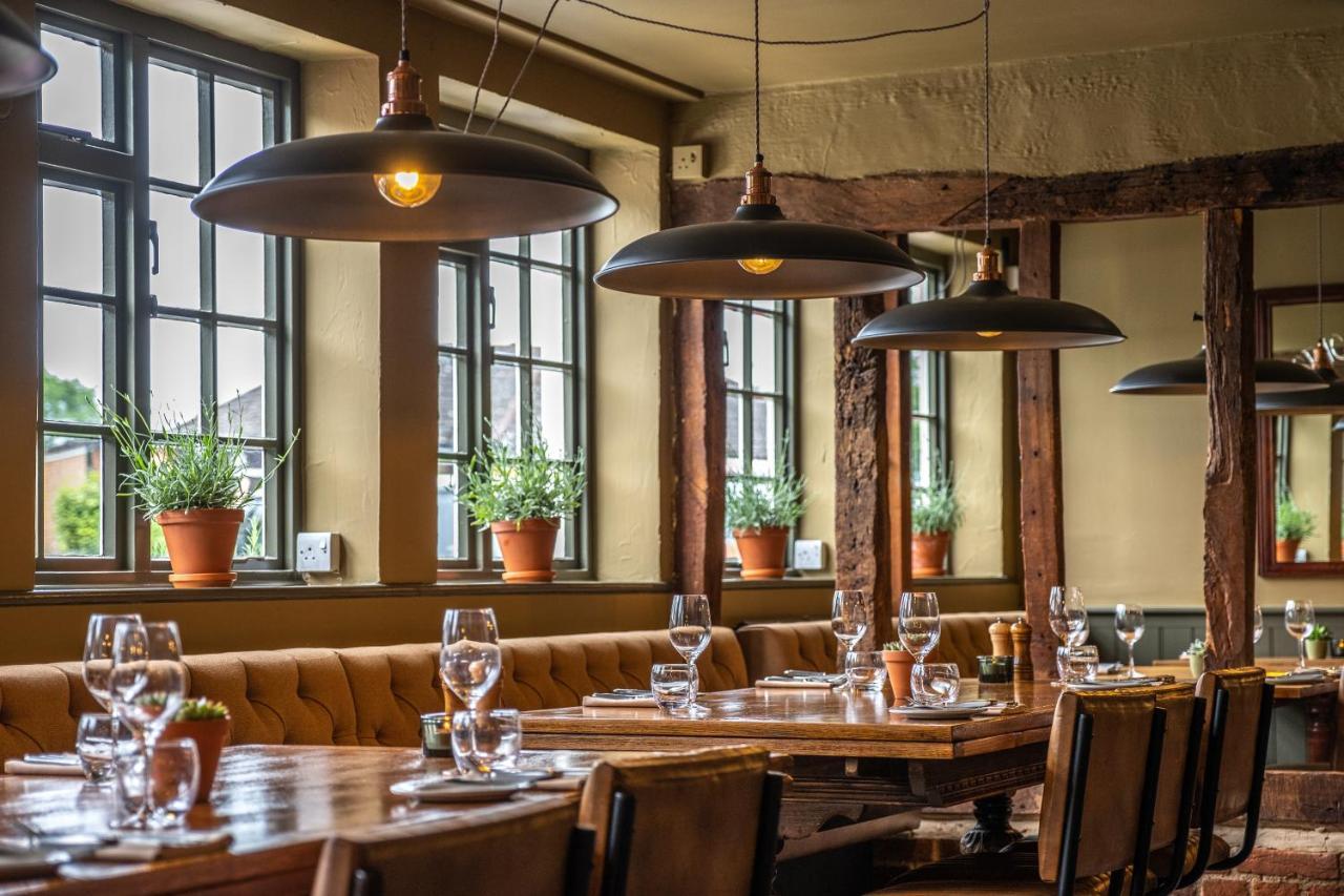 The Cricketers Clavering 외부 사진