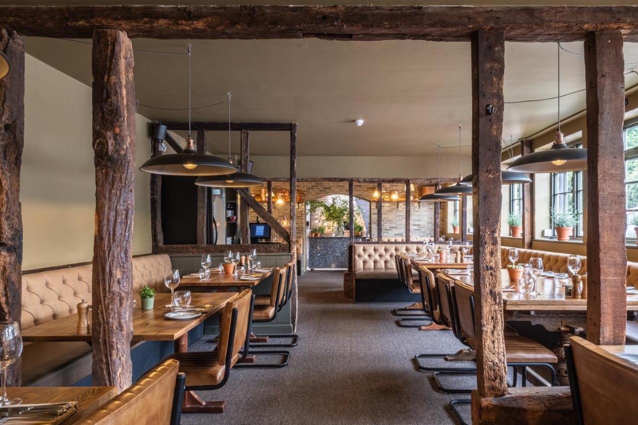 The Cricketers Clavering 외부 사진